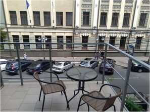 Signature Studio (Split Level on Yaroslaviv Val 17a) | Balcony view - BestKievApartment (Kyiv)