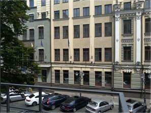 إطلالة من الشرفة