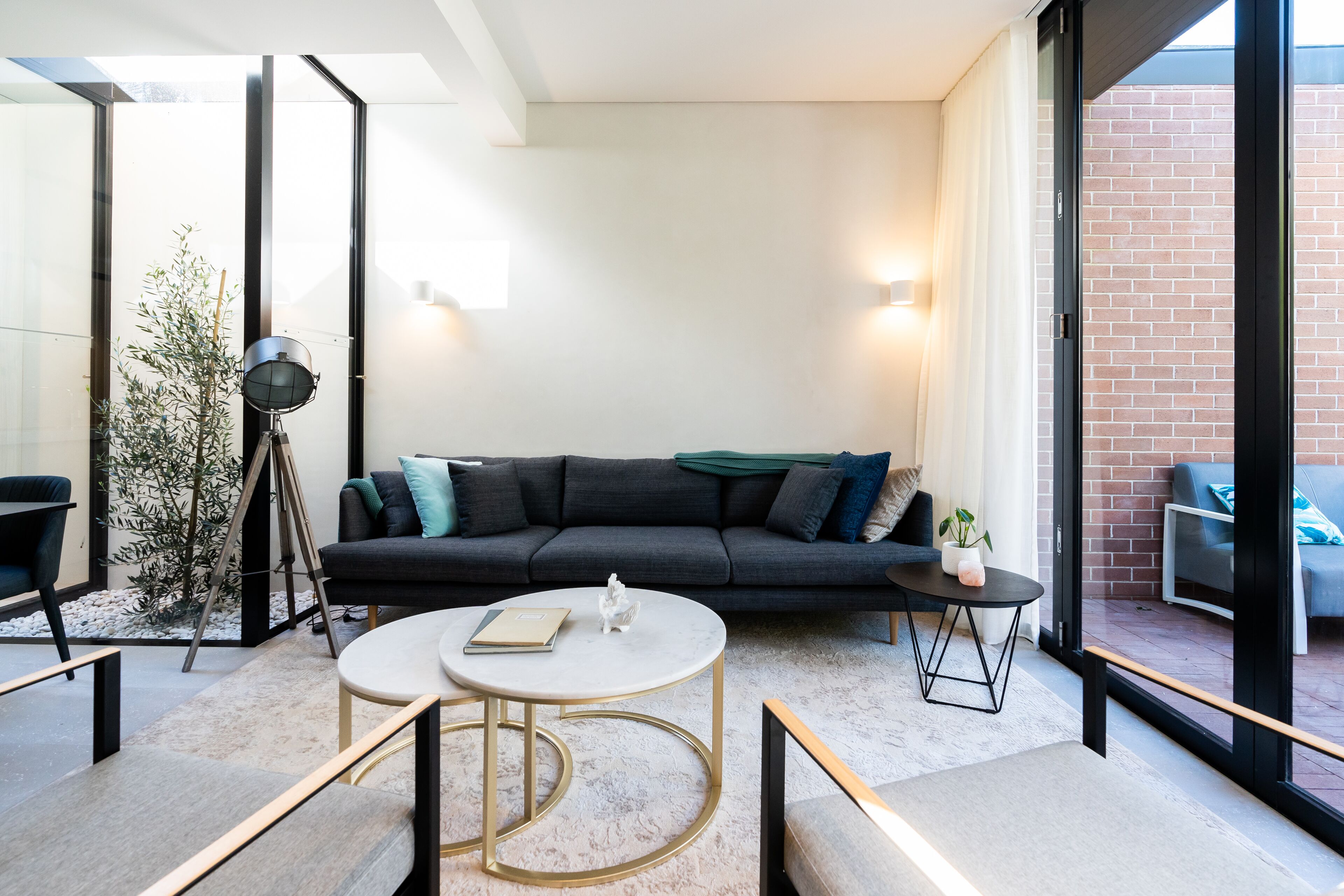 MAGIC IN MANLY- LUXURIOUS BEACHOUSE