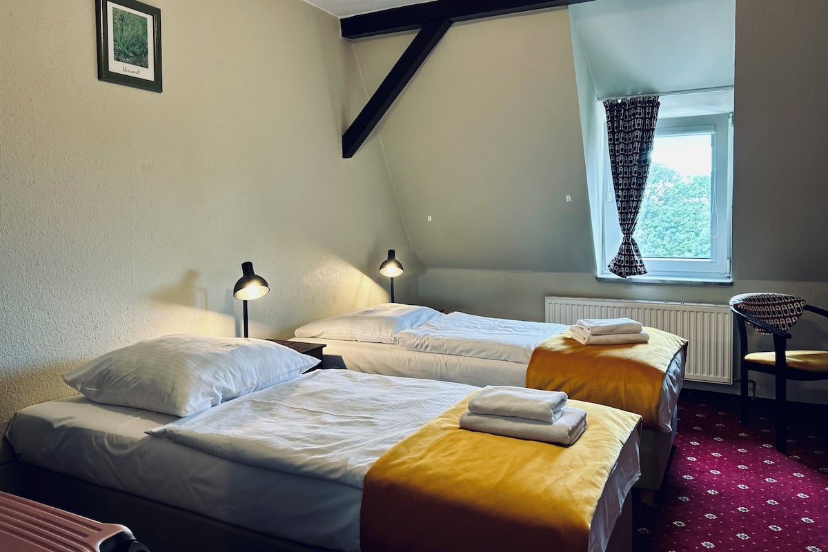Traditionele Twin kamer | Een strijkplank/strijkijzer, gratis wifi, beddengoed