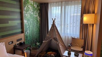 Enjoy your Camping ! | Down comforters, minibar, in-room safe, desk