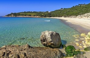 Vlak bij het strand, strandlakens