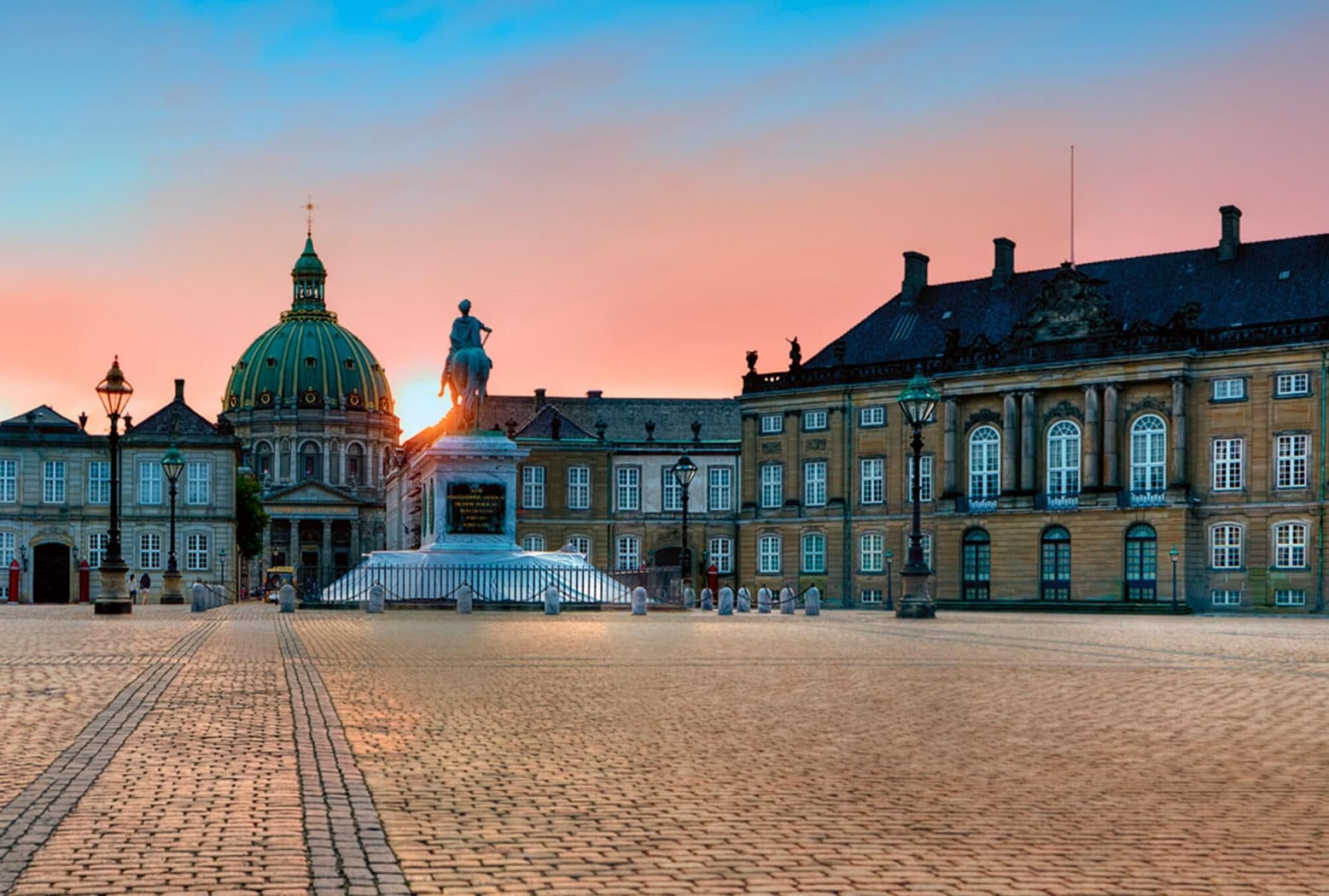 Stylish Newly Furnished 2 BR Apt - Heart of CPH