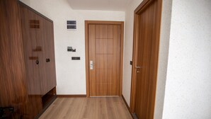 Deluxe Double Room | In-room safe, desk, laptop workspace, iron/ironing board (on request) - Med Airport Hotel (Arnavutköy)