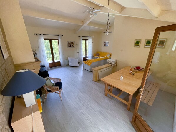 TV, DVD player, table football, books