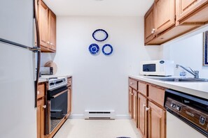 Fridge, microwave, stovetop, dishwasher - This centrally located Chautauqua Institution, 2nd floor condo is adjacent to Bestor Plaza (Chautauqua)