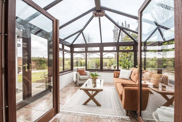 Living area - French Fields - 4 Bedroom - St Florence (Tenby)