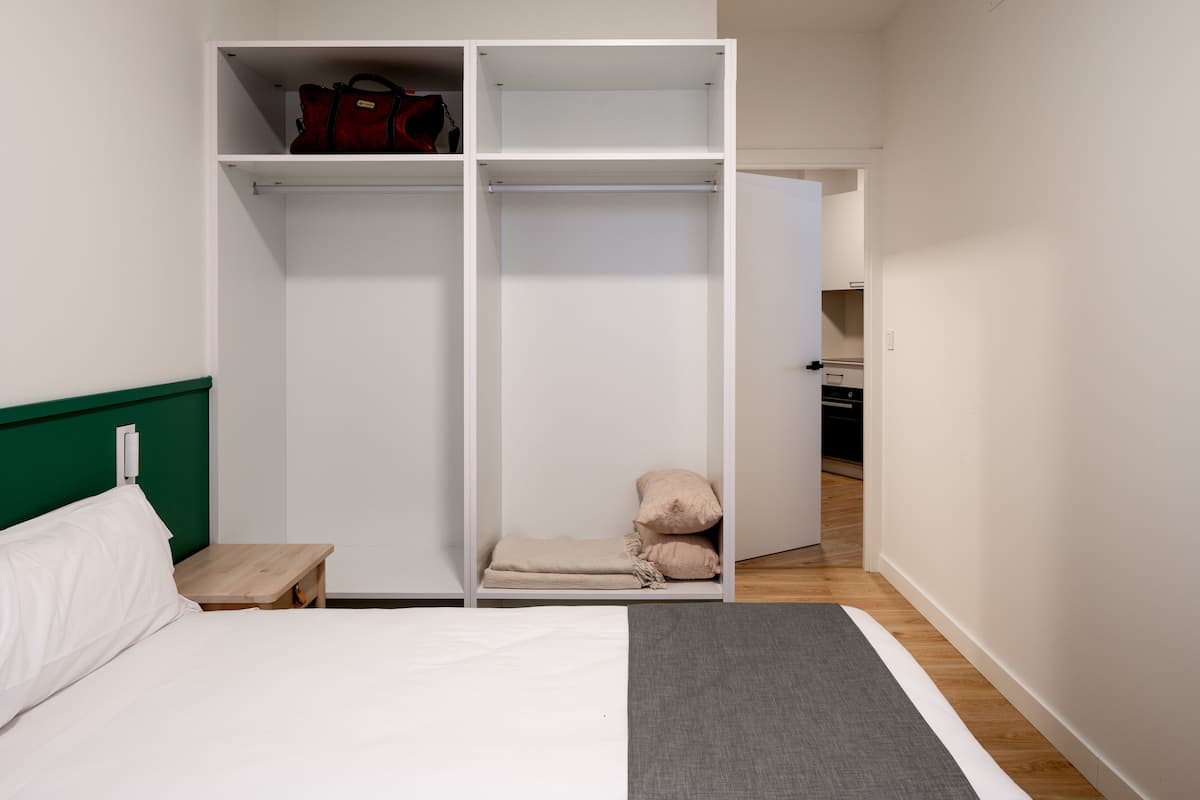 Coffres-forts dans les chambres, rideaux occultants