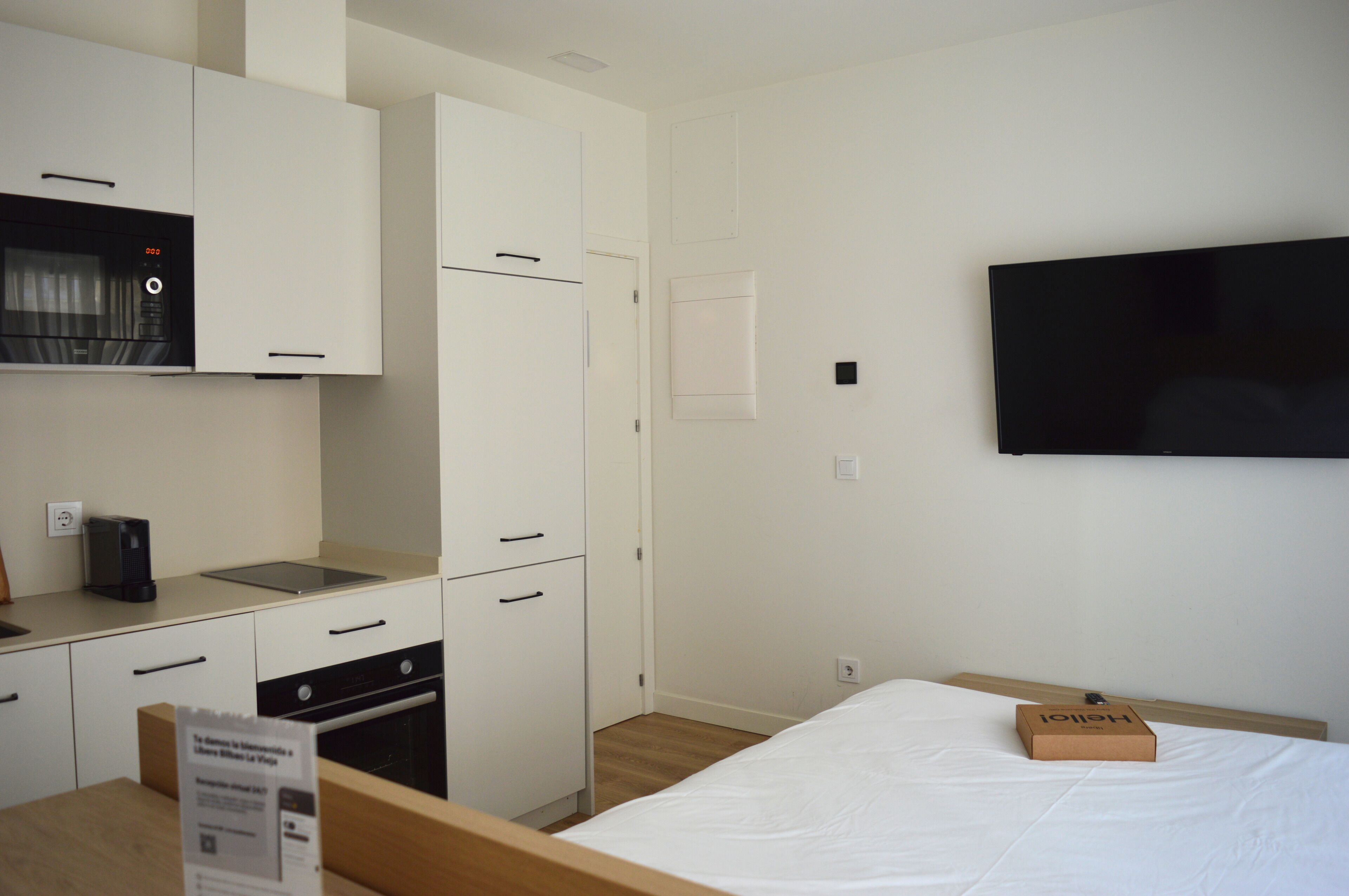 Studio | In-room safe, blackout drapes, soundproofing, iron/ironing board