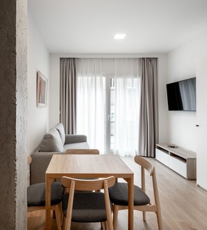 Apartment, 2 Schlafzimmer | Ausblick vom Zimmer