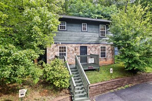 Exterior - Moonshine Ridge- 5.5 Miles to Smokies! (Gatlinburg)