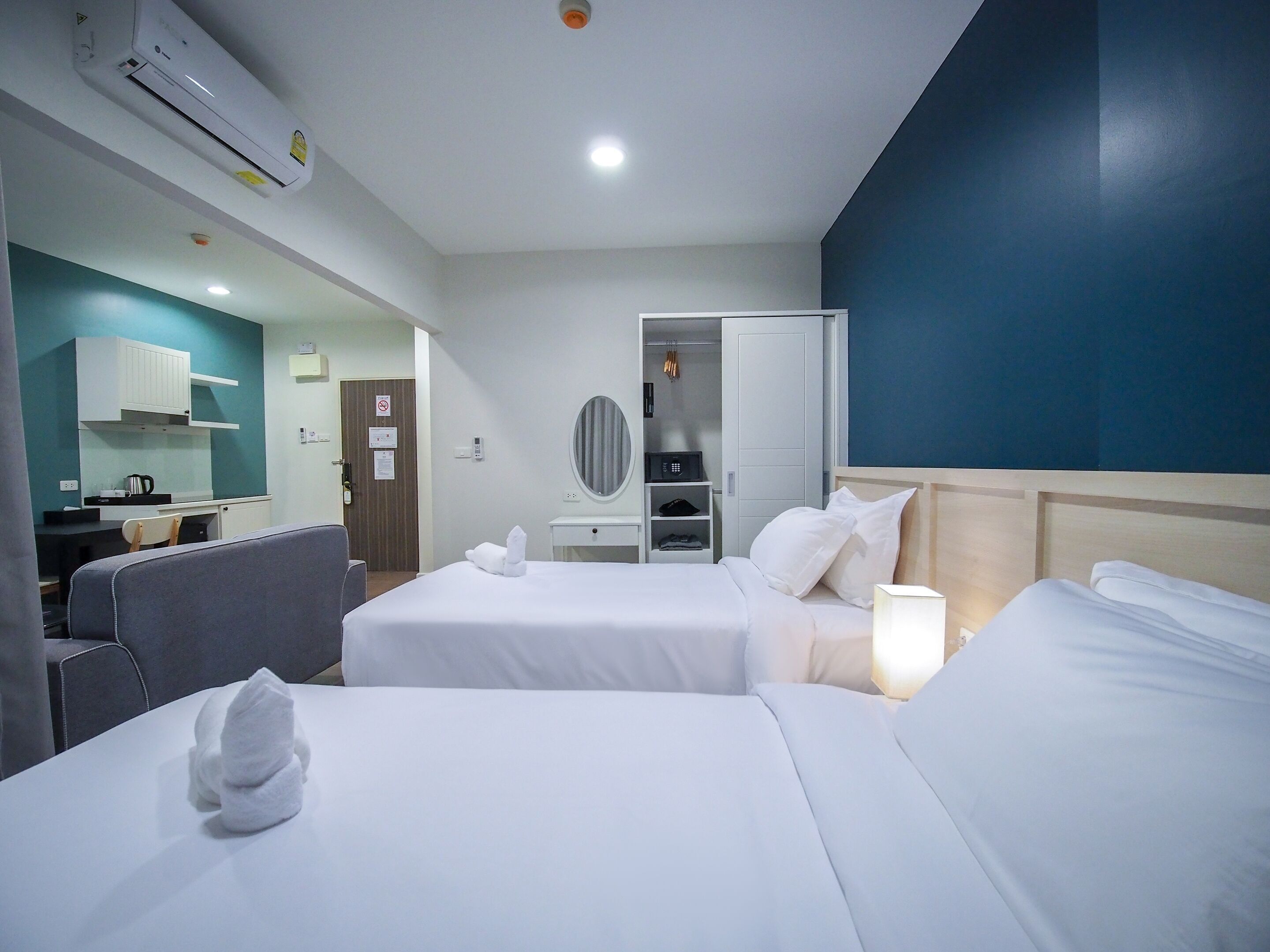 In-room safe, desk, blackout drapes, soundproofing