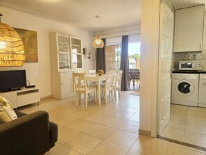 Interior - Paulina: Holiday home in beautiful neightborhood (L'Escala)