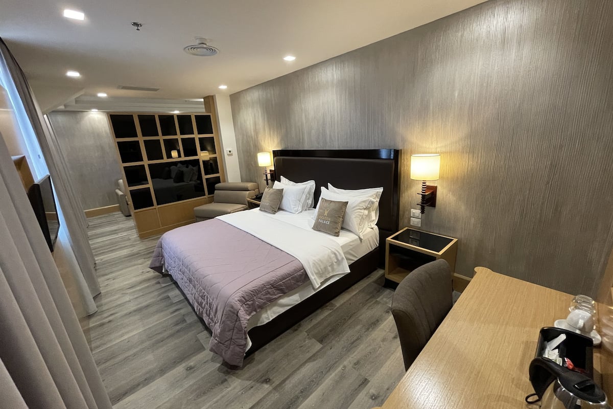 1 habitación, minibar, decoración personalizada y muebles diferentes