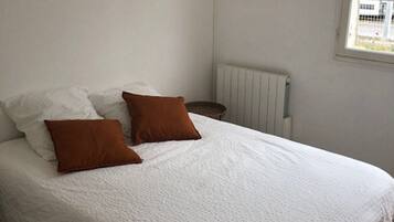 4 chambres, Wi-Fi gratuit, draps fournis