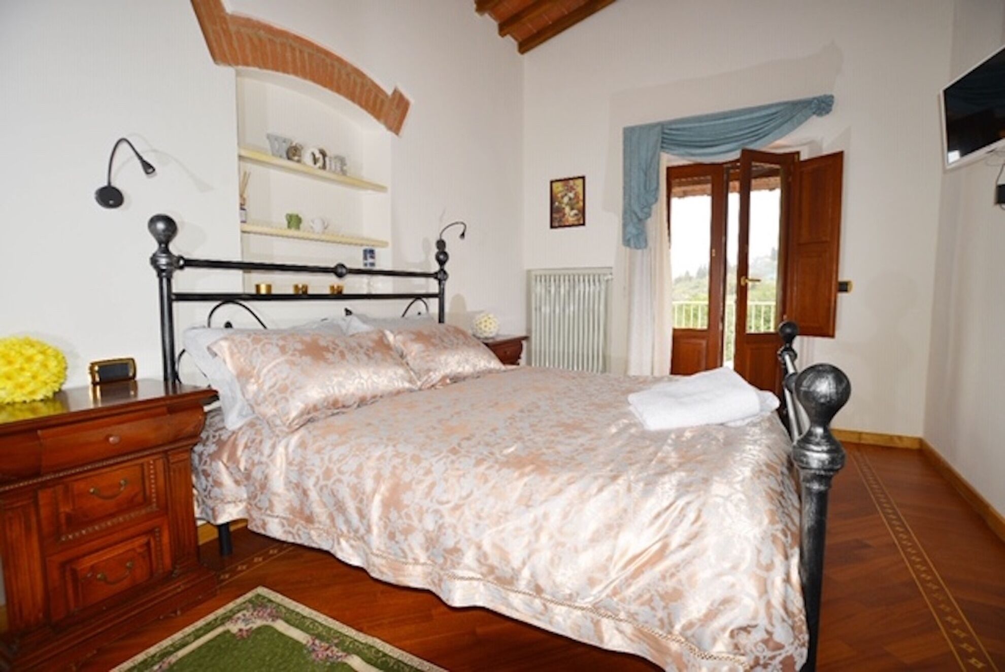 1 chambre, lit parapluie, Wi-Fi gratuit, draps fournis