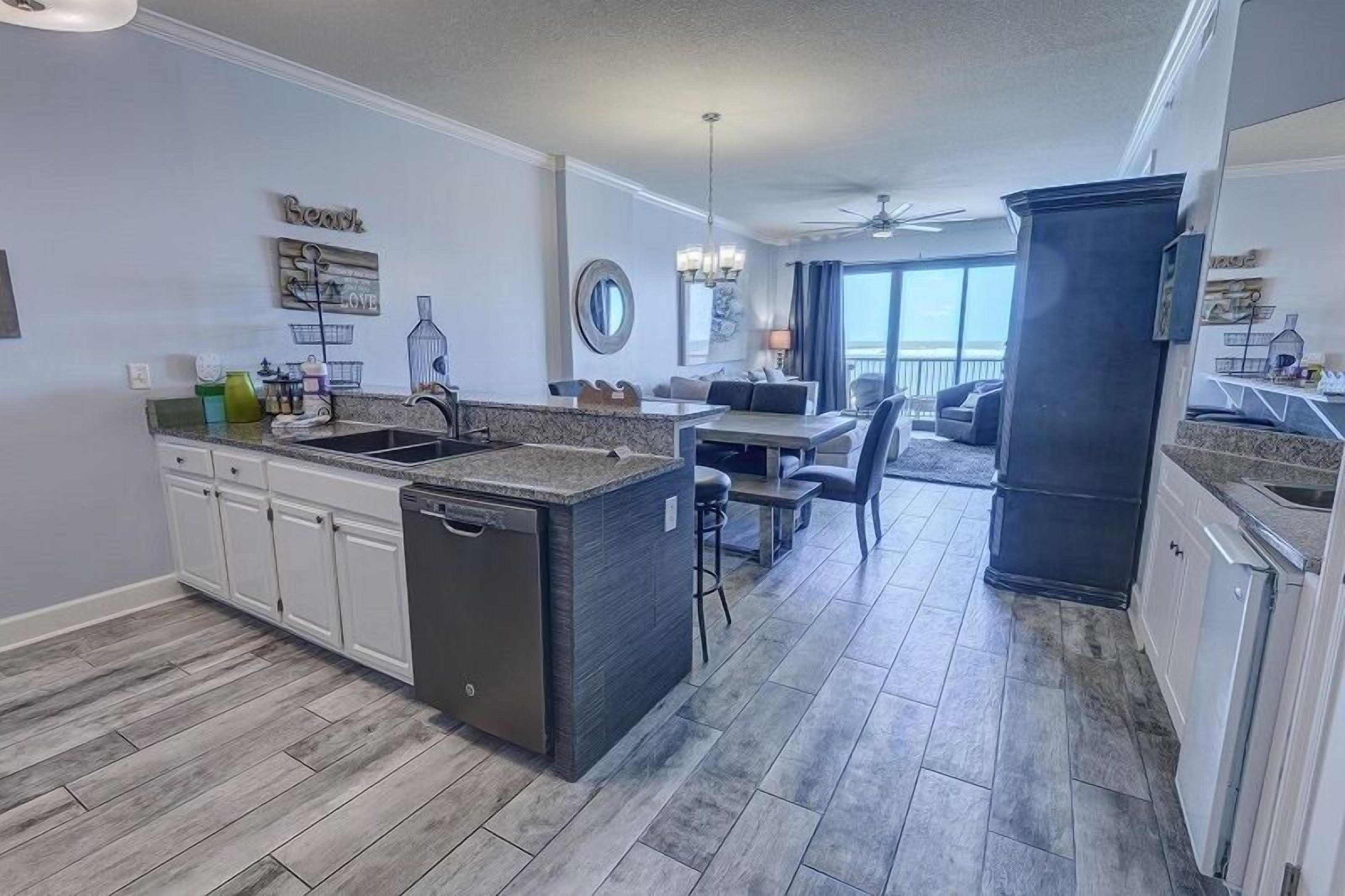 2023 Rates Reduced Summer and Fall, A Beautiful 3BD/3BTH Gulf Front over looking the Pass. GP304