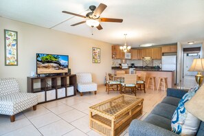 TV, table football - Kamaole Sands #5-313 Idyllic Ocean Courtyard View, Across from Beach! A/C (Kihei)