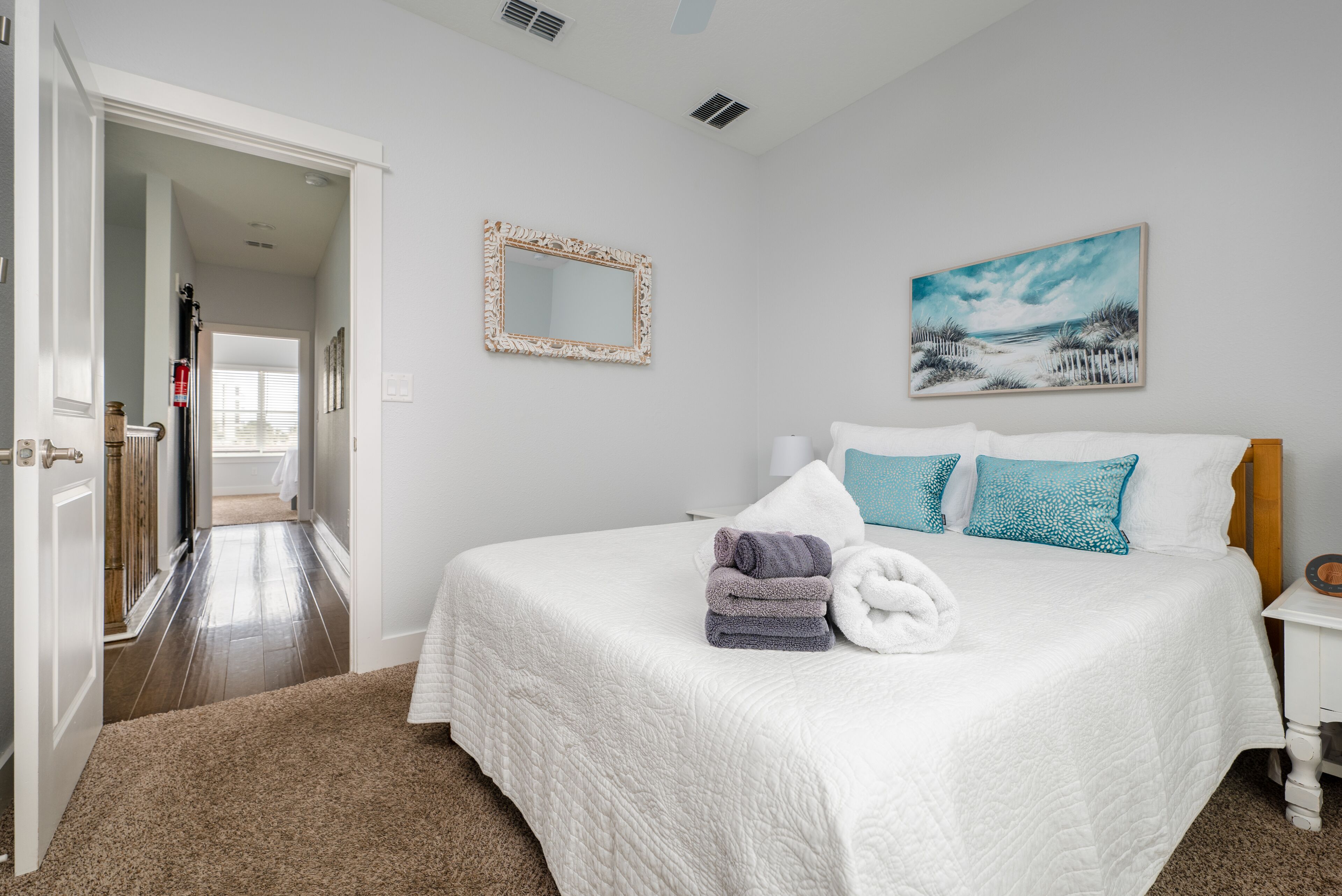 Home for groups II | steps to bch | sleeps 16