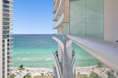 Amazing Apartments at Lyfe Resort and Residences