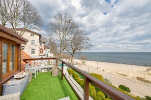 Panoramic-Apartment, 1 Schlafzimmer, Terrasse, Meerblick | Balkon