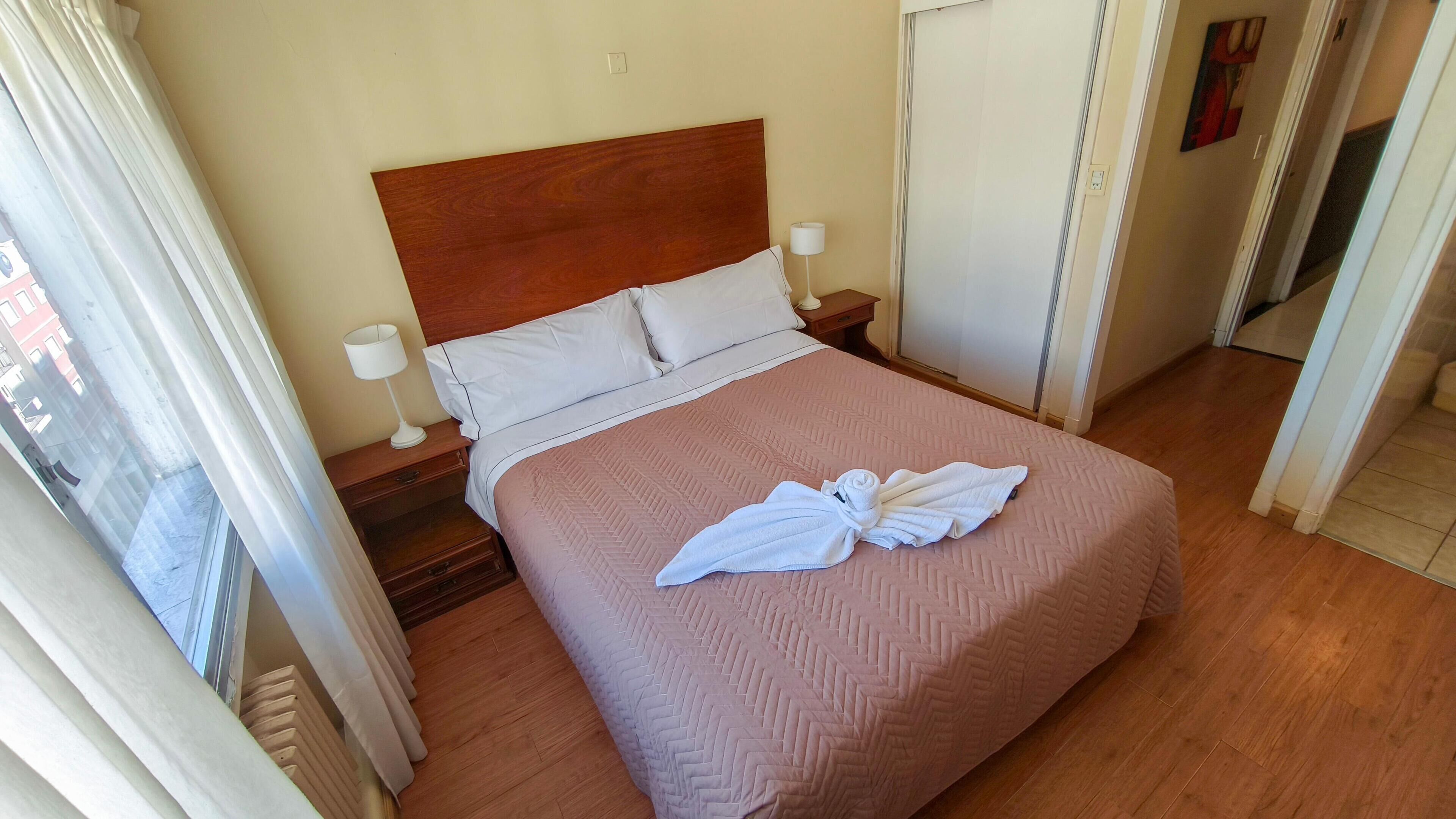 Free WiFi, bed sheets