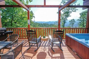 Outdoor dining - Private, Romantic Cabin with Breathtaking Views Throughout ] Hot Tub (Sevierville)