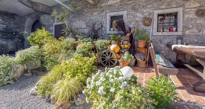 Countryside House Gal