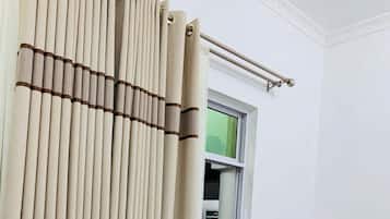 3 chambres, bureau, Wi-Fi gratuit