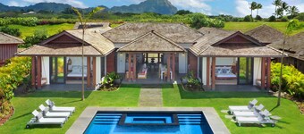 Hale Leimomi: Luxurious Comfort + Pool + Views!