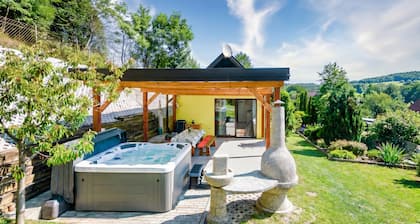 Ladybug House With Whirlpool
