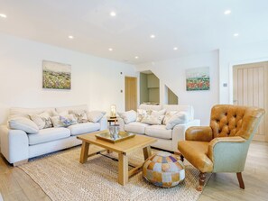 Interior - 3 bedroom accommodation in Holden (Holden)