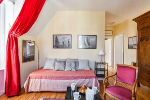 1 Schlafzimmer, Bügeleisen/Bügelbrett, kostenloses WLAN, Bettwäsche