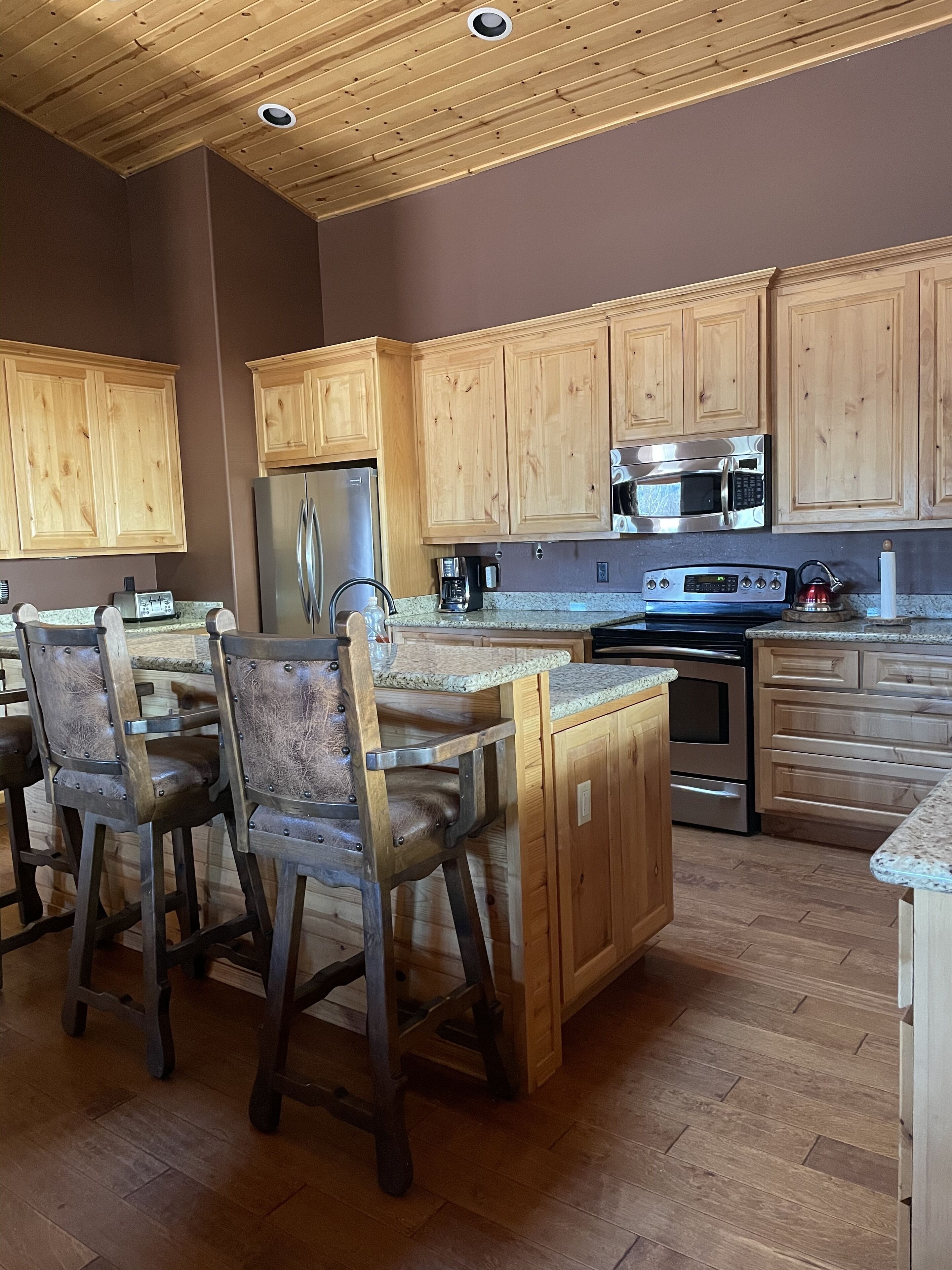 Colcord Cabin on 3 acres