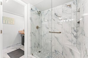 Combined shower/tub