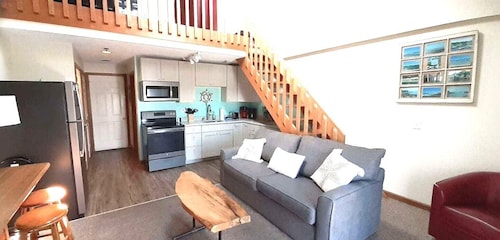 Steps from Wells Beach, Bellevue by the Sea is perfect for your Maine vacation