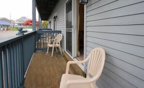 Property grounds - Steps from Wells Beach, Bellevue by the Sea is perfect for your Maine vacation (Wells)