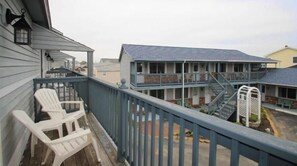 Property grounds - Steps from Wells Beach, Bellevue by the Sea is perfect for your Maine vacation (Wells)