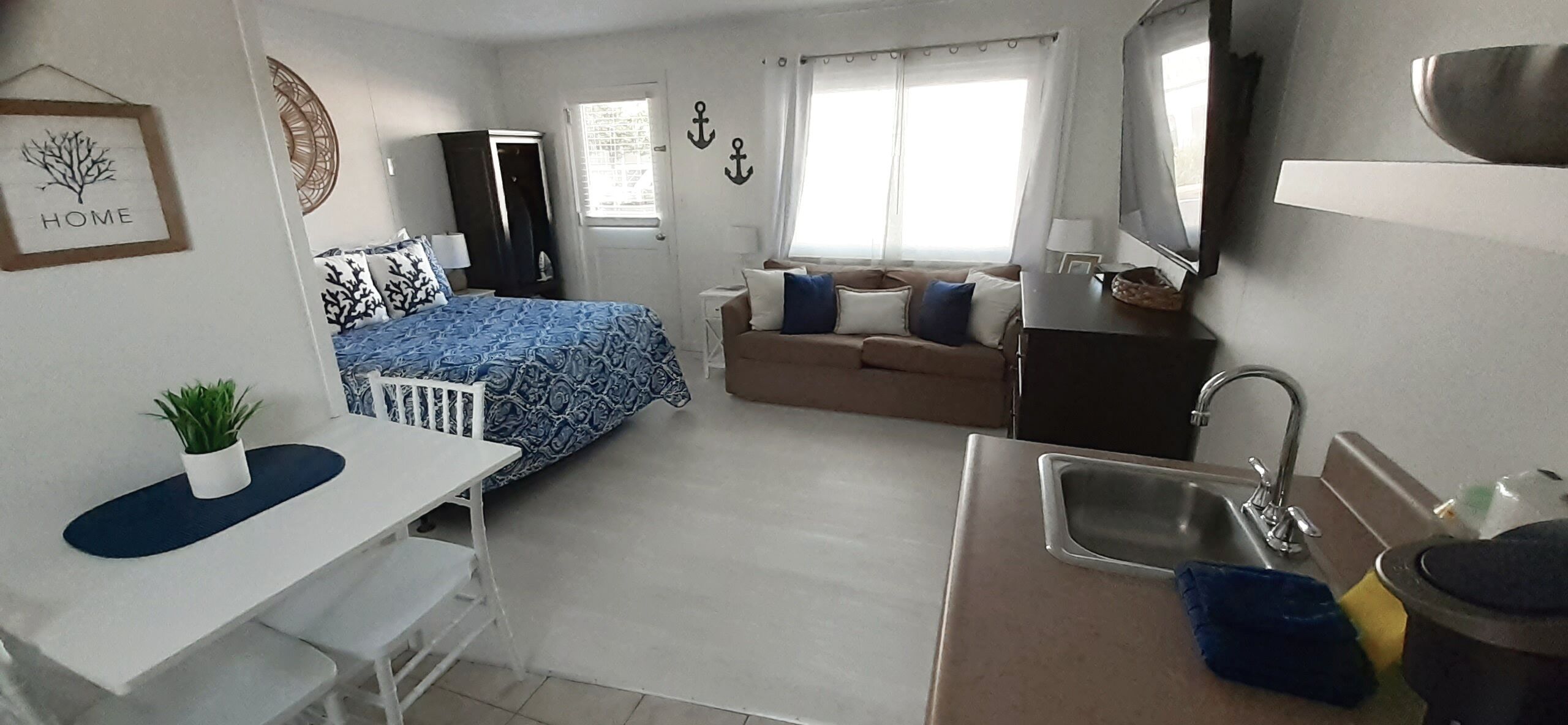 1 bedroom, internet, bed sheets