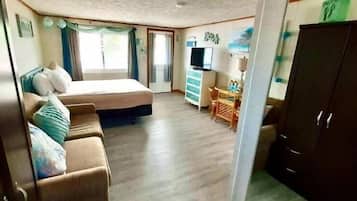 1 bedroom, internet, bed sheets