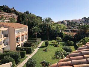 Property grounds - Lovely apartment in tropical gardens (Villefranche-sur-Mer)