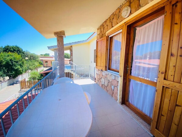 Apartment, 2 Schlafzimmer | Balkon