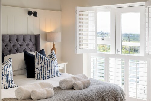 The Nest at The White Eagle : Stylish 4-Bed Coastal Escape in Rhoscolyn | Managed by Anglesey Holida