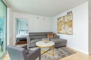 TV, fireplace, Netflix, streaming services