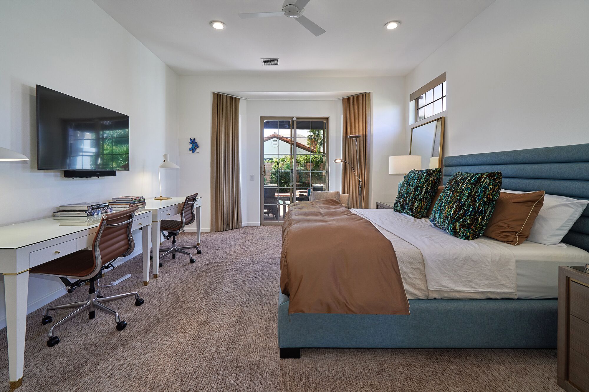 Palm Springs Blue Paradise