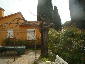 Terrace/patio - Villa 200 m from the beach (Cavalaire-sur-Mer)