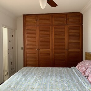 3 habitaciones, cuna de viaje y wifi gratis 