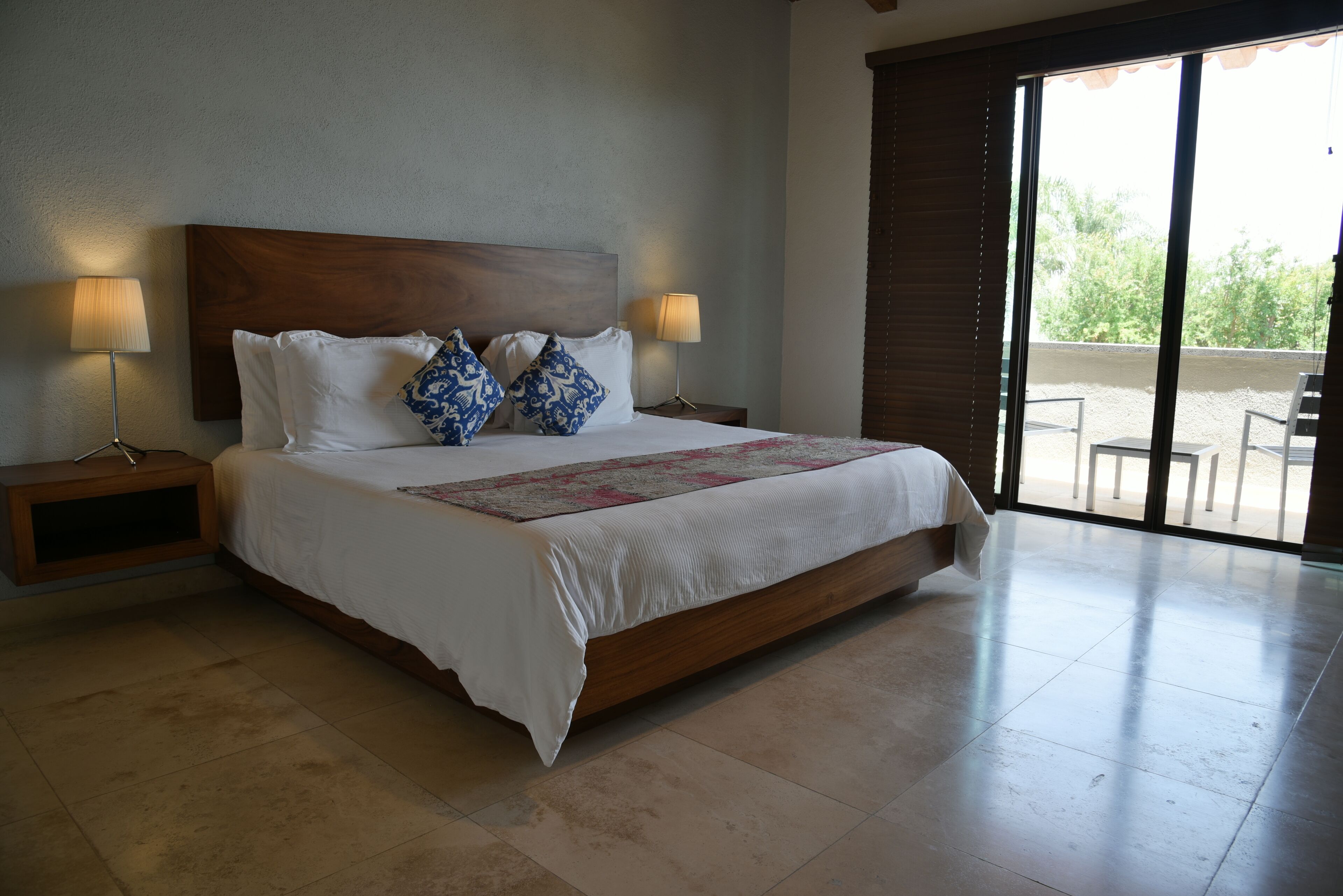 comfort room | in-room safe, free wifi, bed sheets