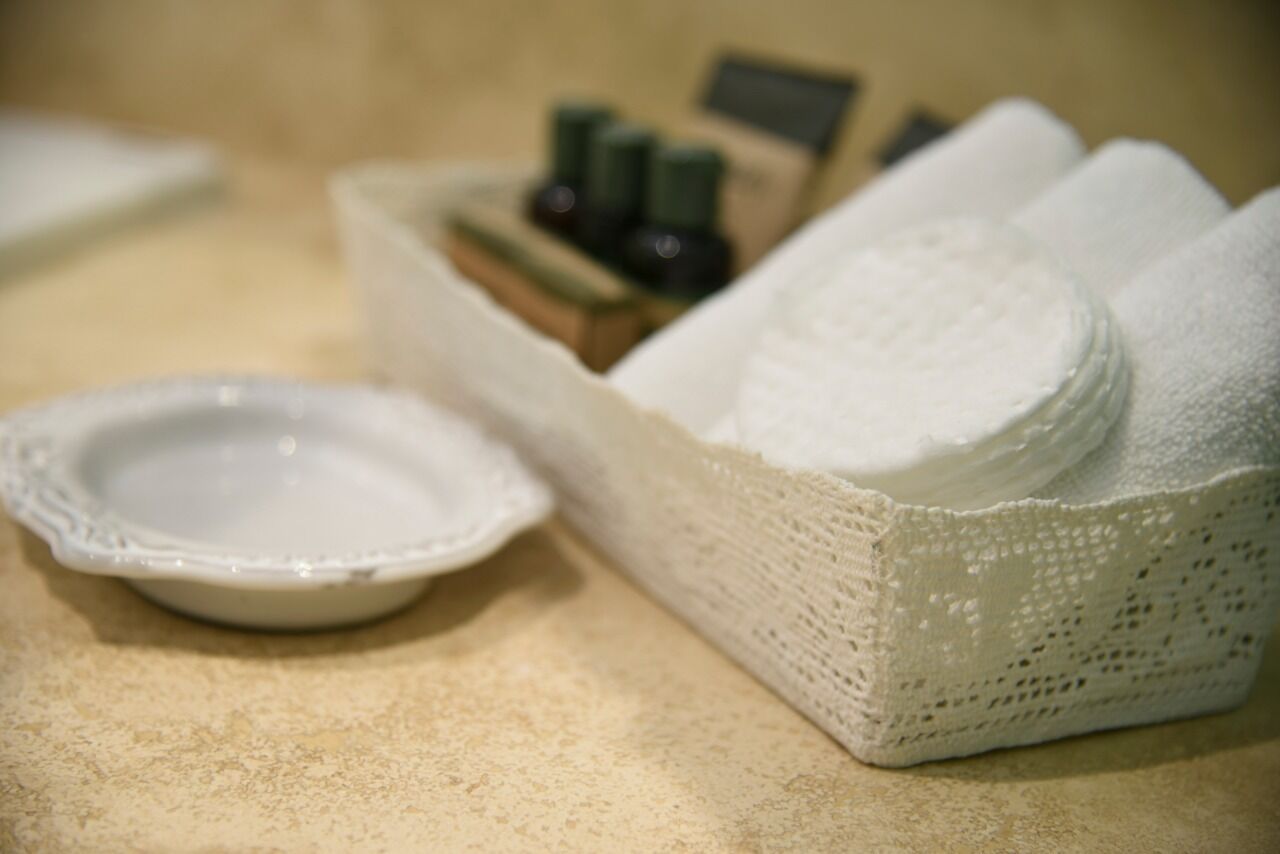 shower, rainfall showerhead, soap, shampoo