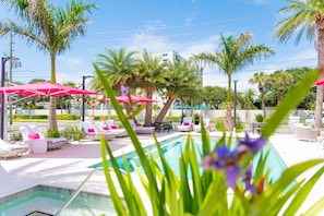 Outdoor pool, cabanas (surcharge), pool umbrellas